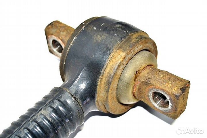 Реактивная тяга ведущего моста DAF XF105 (01.05)