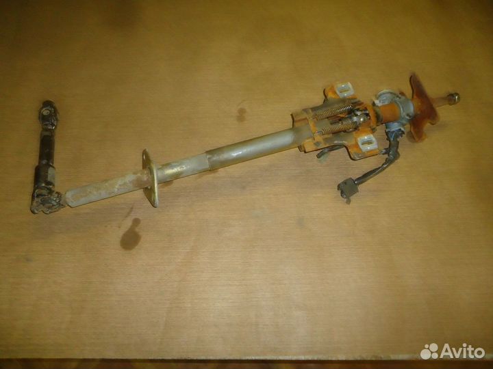 4621005620 колонка рулевая SsangYong Musso 3.2