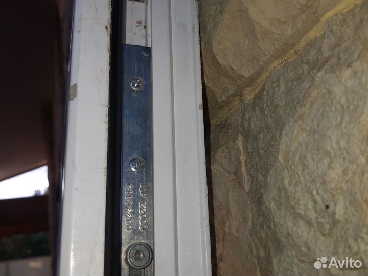Дверь пластиковая входная бу