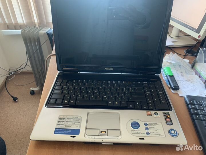 Ноутбук asus PRO57T