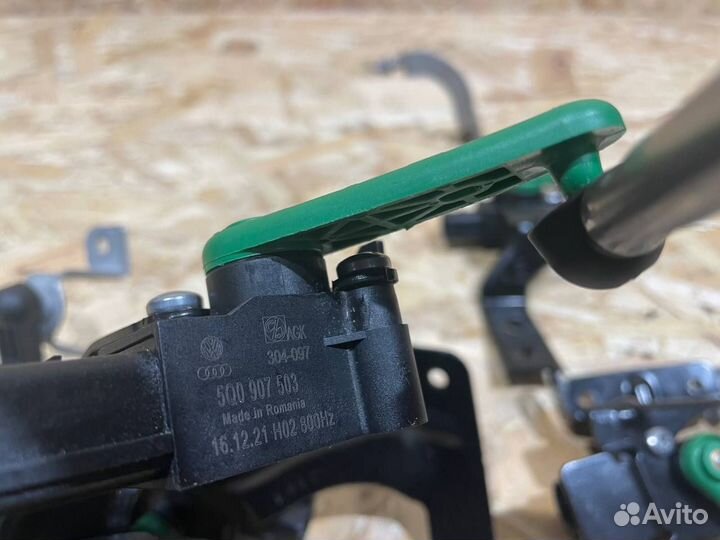 Датчик положения кузова VAG