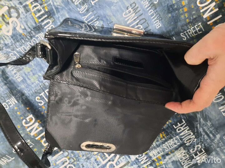 Сумка клатч лаковая кожа