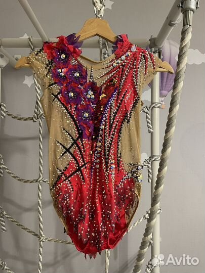 Купальник для художественной гимнастики