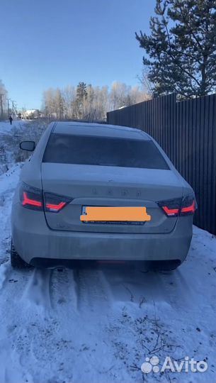 Задание фонари Веста стиль Ауди черные