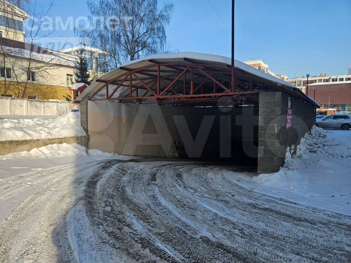 Машиноместо, 15 м²