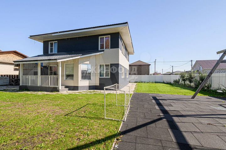 Коттедж 152,8 м² на участке 6 сот.