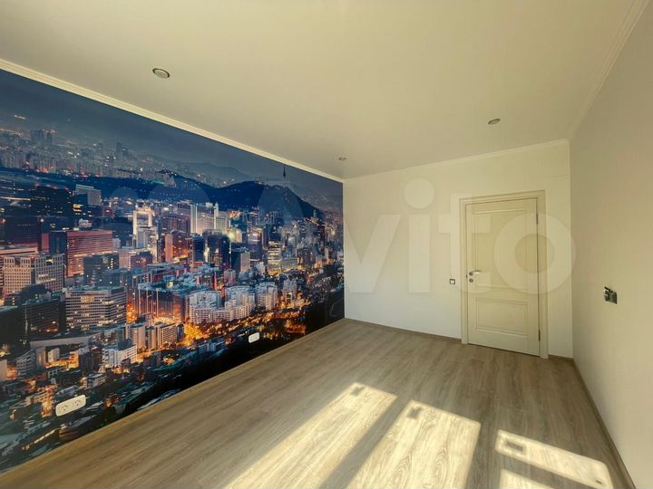 4-к. квартира, 109 м², 3/3 эт.