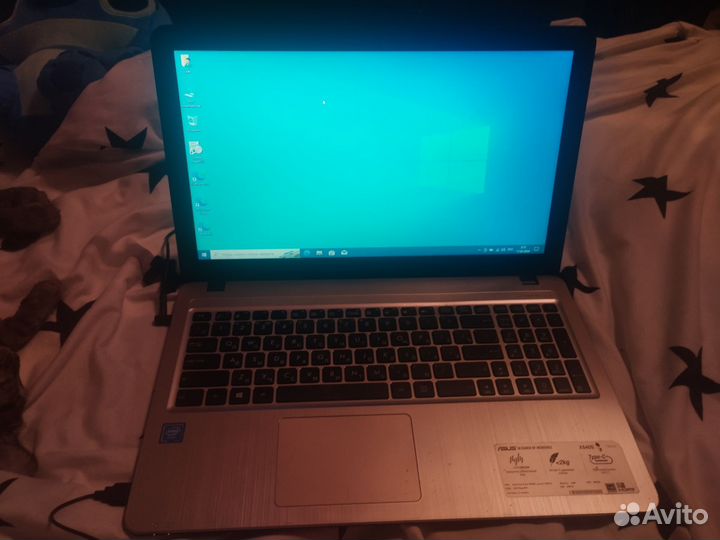 Ноутбук asus
