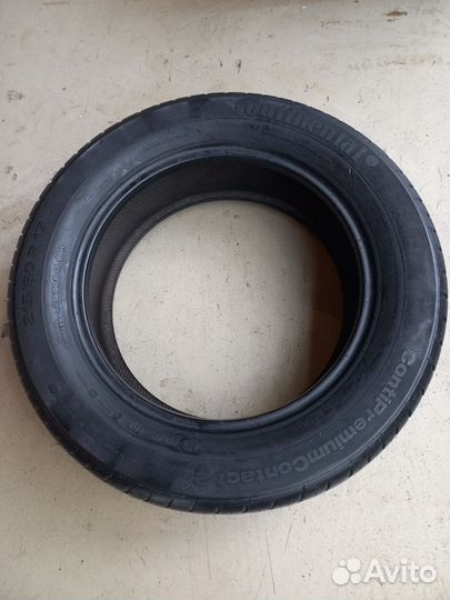 Continental ContiPremiumContact 2 215/60 R17