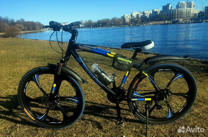 Велосипед на литых дисках