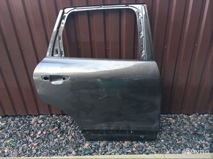 Volkswagen Touareg NF дверь задняя правая