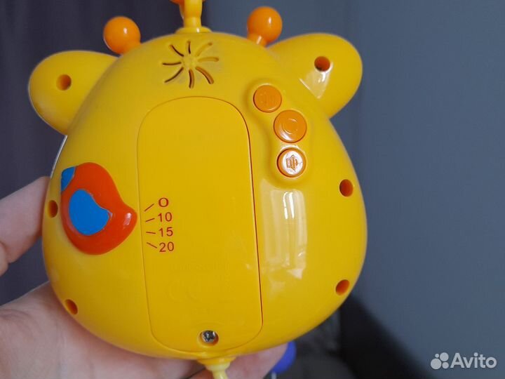 Мобиль на детскую кроватку, подвеска жирафики