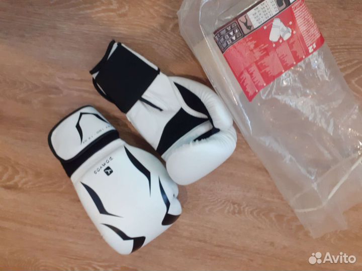 Перчатки боксёрские