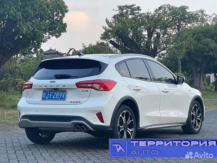 Ford Focus 1.5 AT, 2021, 27 000 км