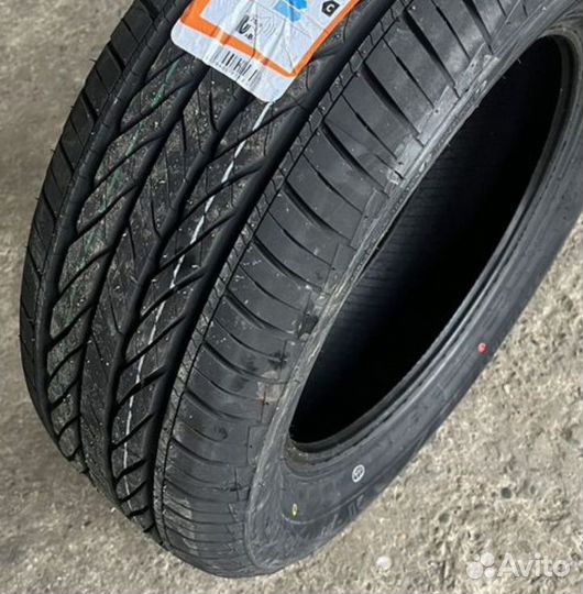 Tracmax X-Privilo H/T 215/60 R17