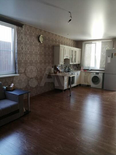 Коттедж 103 м² на участке 4 сот.