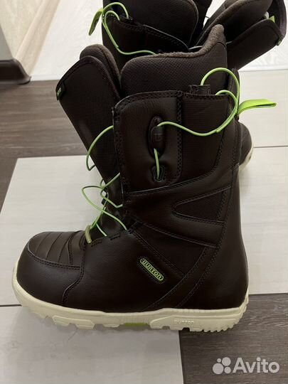 Сноубордические ботинки burton