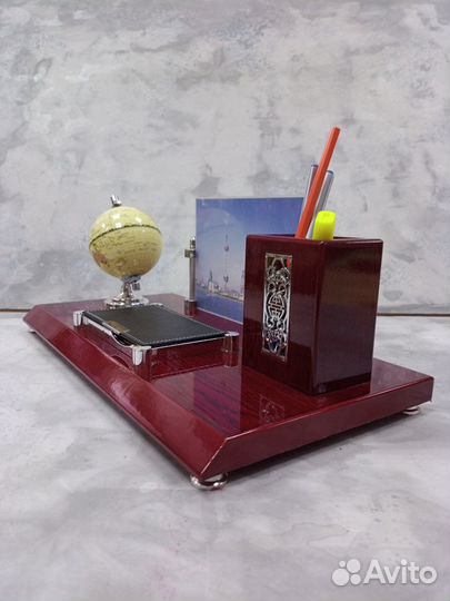 Набор настольный с глобусом и карандашницей
