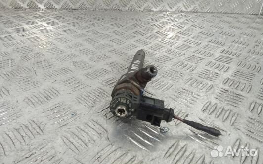 Форсунка дизельная skoda octavia A7 (1NT16AL01)