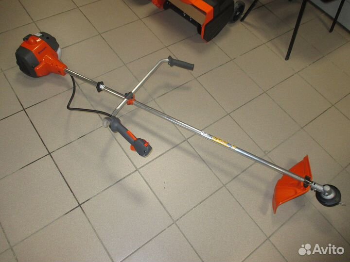 Бензиновый триммер (Мотокоса) Husqvarna 128 R