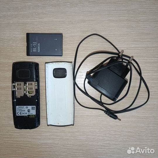 Nokia X1-01
