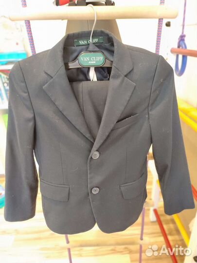 Школьный костюм