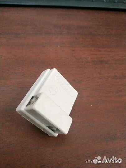 Телефонная розетка с вилкой