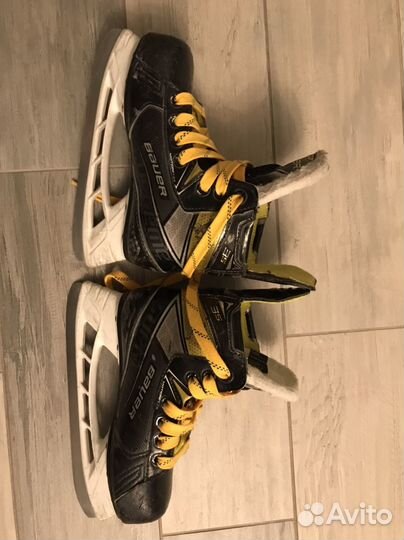 Хоккейные коньки Bauer Supreme 3S Yth 13.0 D
