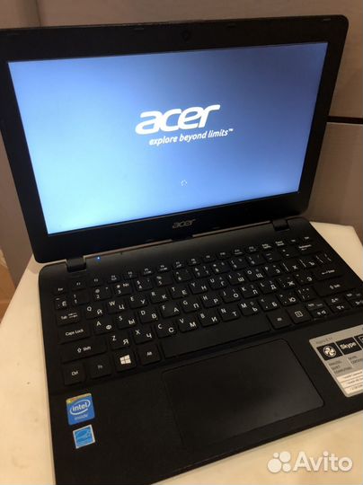Нетбук Acer E-11
