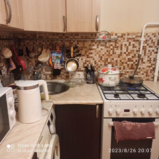 Комната 13 м² в 2-к., 2/14 эт.