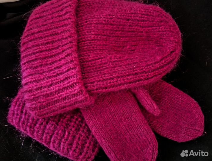 Женский комплект шапка, снуд, варежки