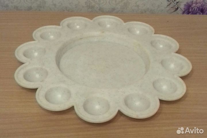 Подставка под пасхальные яйца и кулич