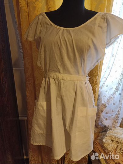 Белый школьный фартук