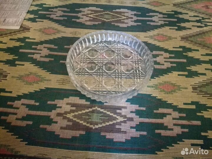 Блюдо хрустальное