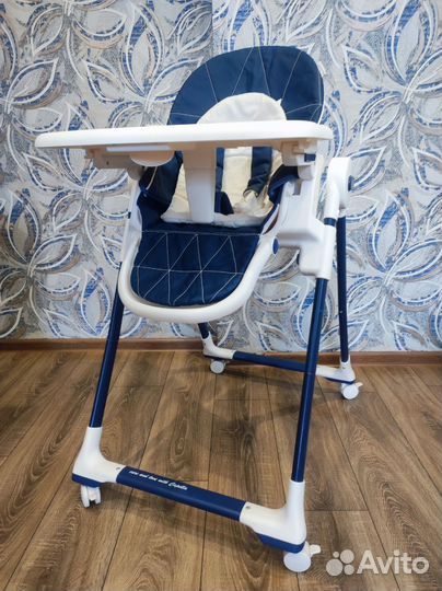 Стульчик для кормления Capella