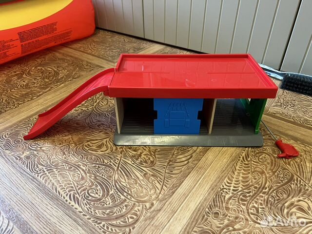 Парковка-гараж икеа