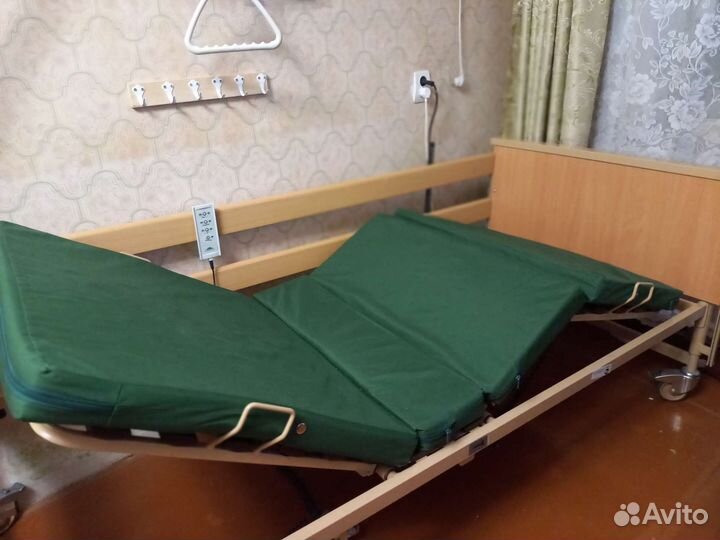 Кровать для лежачих больных с электроприводом