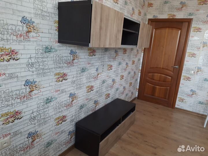 Гарнитур под TV IKEA в отличном сстоянии