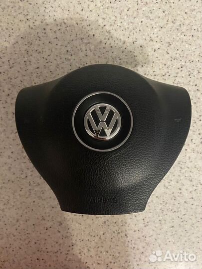 Подушка безопасности volkswagen B7 на руль