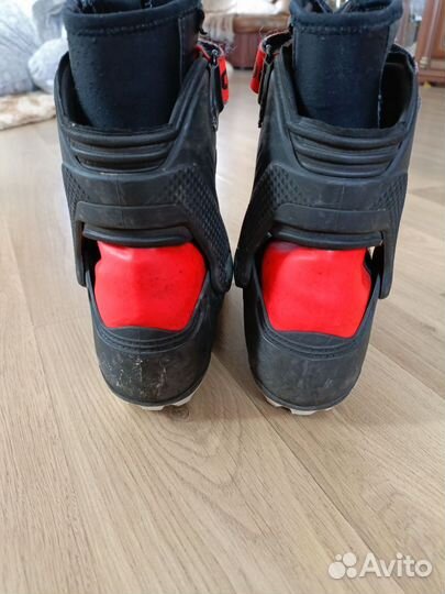 Лыжные ботинки rossignol