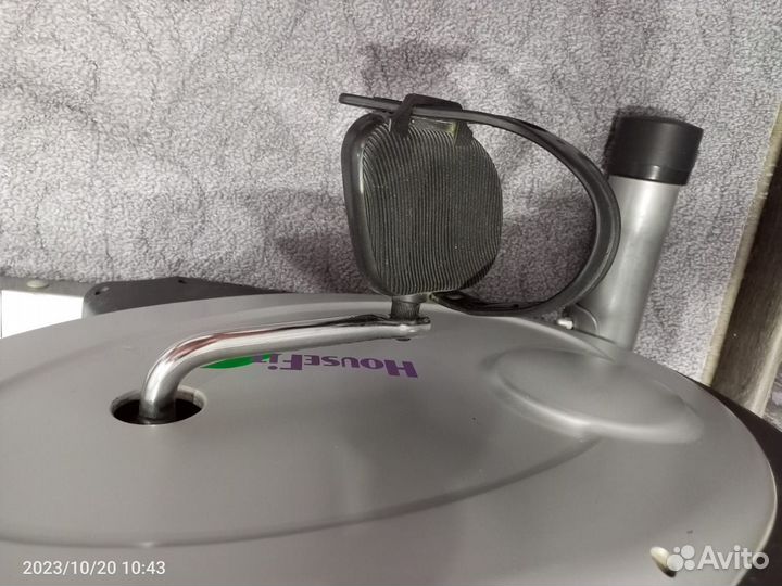 Велотренажер HouseFit HB-8051HP