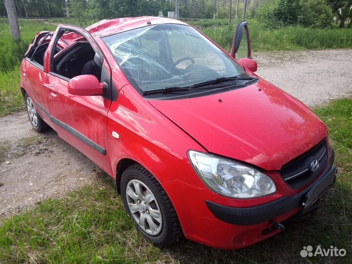 Hyundai Getz 1.4 AT, 2010, битый, 96 000 км