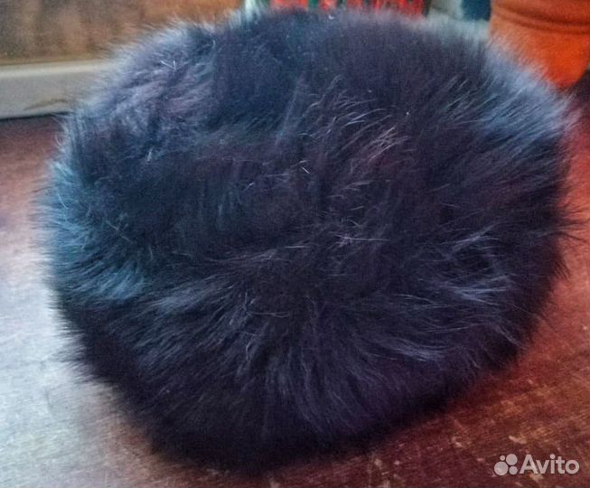 Меховая шапка Лиса черная