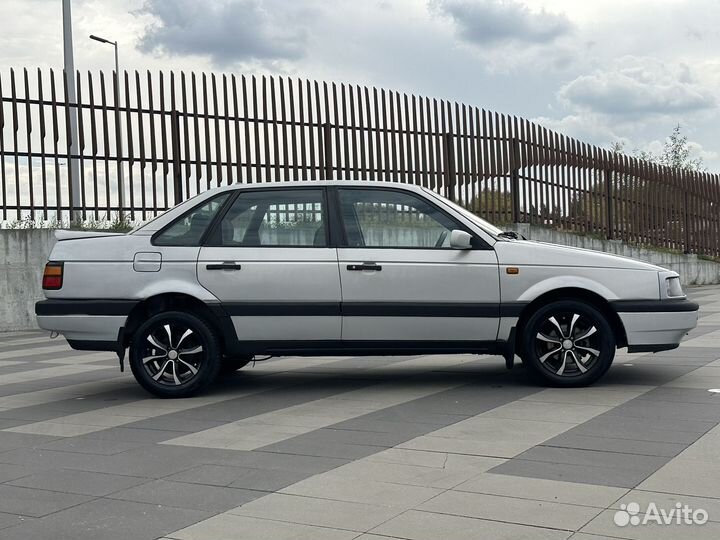 Volkswagen Passat 2.0 AT, 1992, 355 000 км