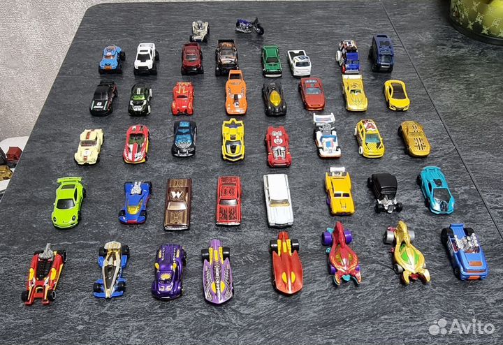Hot wheels машинки