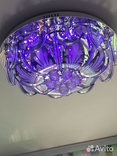 Люстры б/у 2шт разные, состояние идеальное