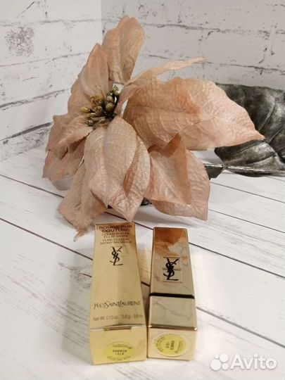 Губная помада Yves Saint Laurent