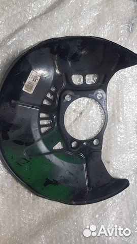 Пыльник тормозного диска передний правый Lexus NX