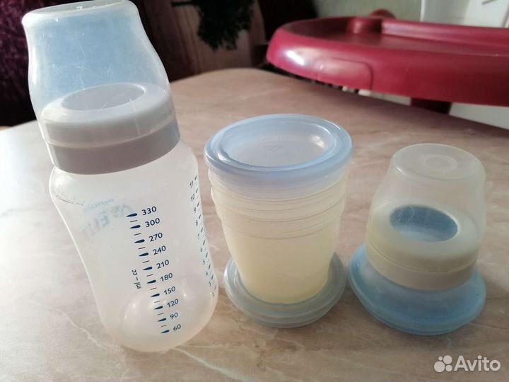 Бутылока Авент и набор для хранения молока