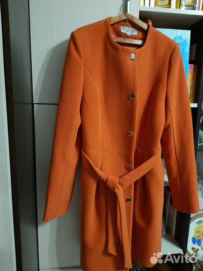 Женская верхняя одежда 46 48 и ботинки